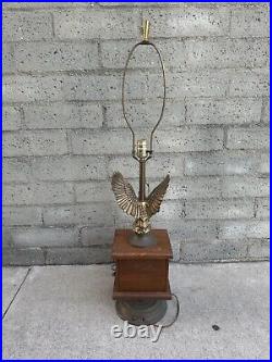 Vintage MCM Modern Mid Century Brass/Bronze Eagle Table Lamp Wood Box RARE
