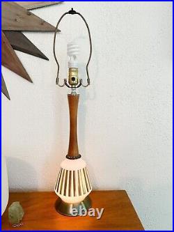 Vintage Mid Century Modern Atomic MCM Table Lamp Three Way Reading Light Rare