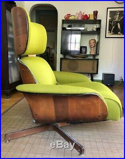 Vintage RARE MCM Reclining Mr. Chair with Built-in Footrest Mulhauser Plycraft