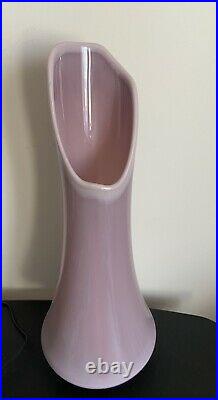 Vintage Rare L. E Smith Simplicity Viking Swung Glass Vase Lilac Lavender 16.5